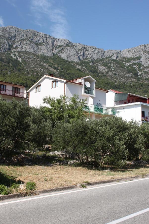 Apartments And Rooms With Parking Space Gradac, Makarska - 6819 Gradac  Exteriér fotografie
