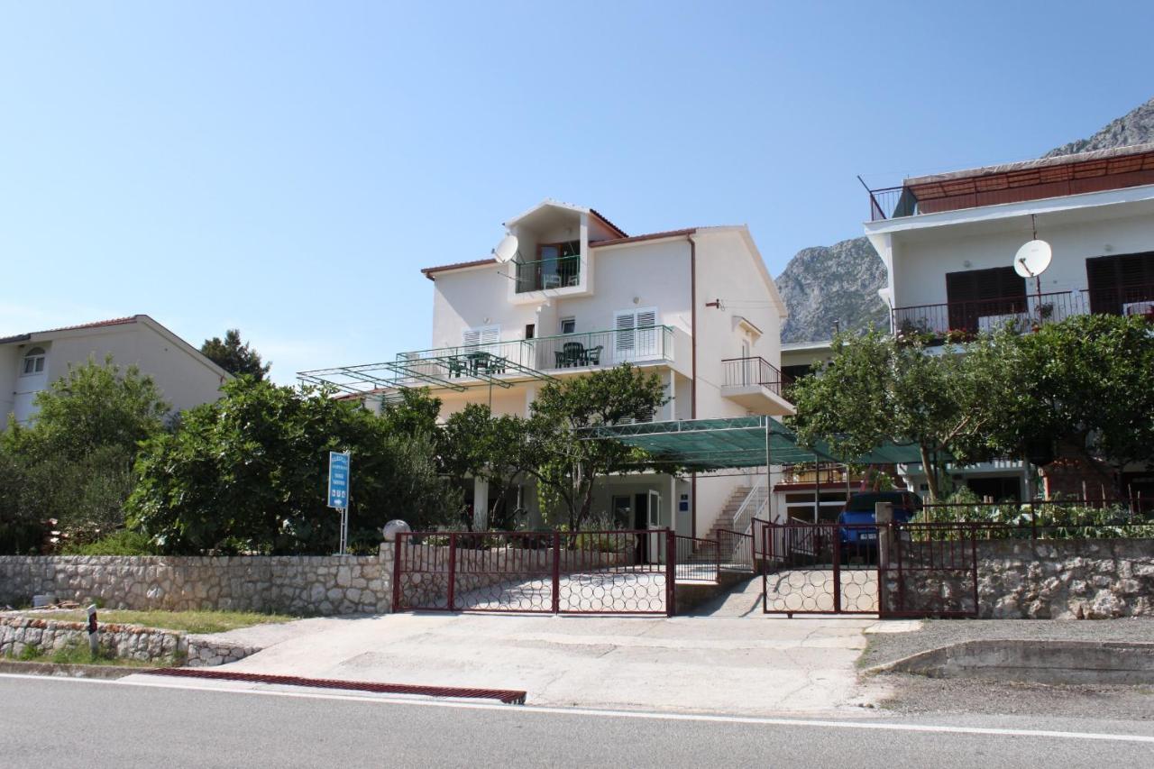 Apartments And Rooms With Parking Space Gradac, Makarska - 6819 Gradac  Exteriér fotografie